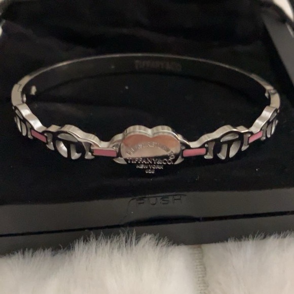 Tiffany & Co  silver heart bracelet bangle with pink tones, stamped. - Picture 3 of 7